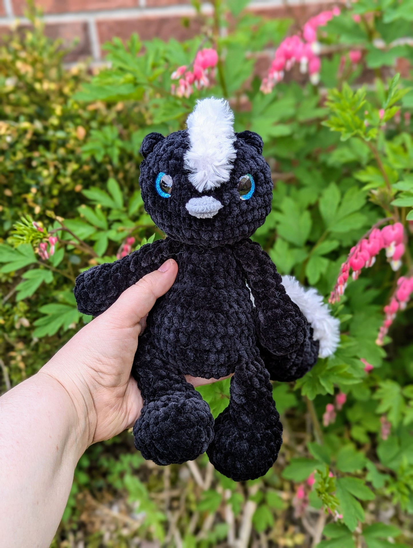Simone Skunk Crochet Pattern